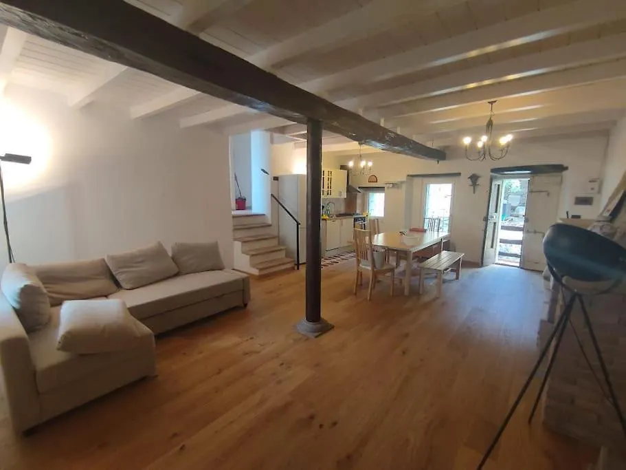 La Casa Nel Borgo Villa Berceto